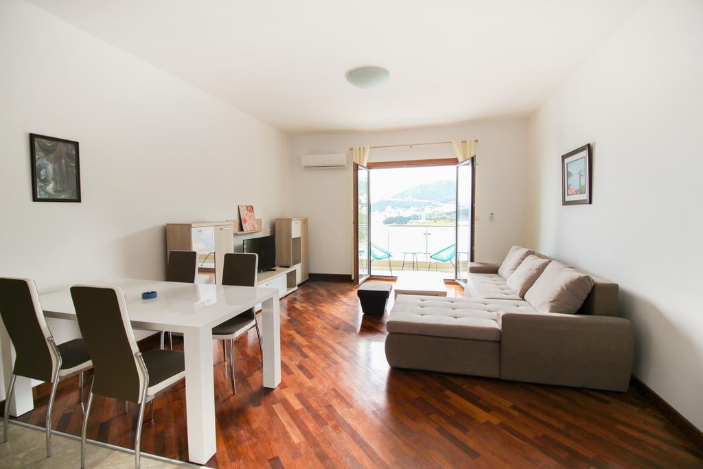 Apartmani Svetionik Будва Екстериор снимка