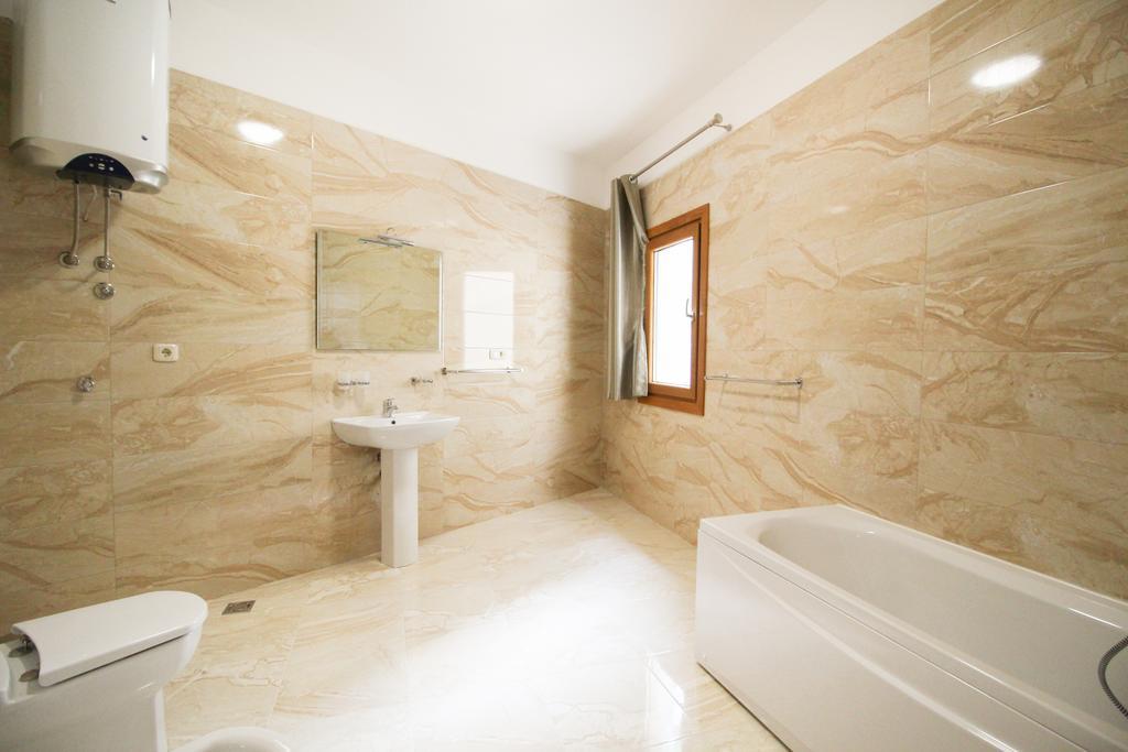 Apartmani Svetionik Будва Екстериор снимка